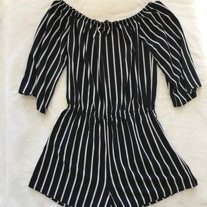 Forever 21 Romper! Size Small!